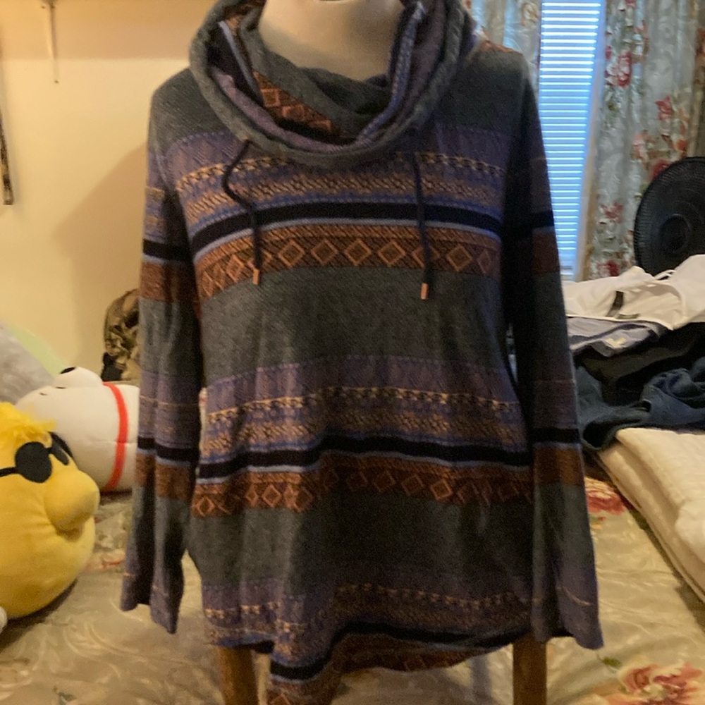 Woolrich Aztec Cowl neck Top